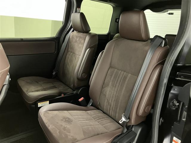 エスクァイア ハイブリッドGi プレミアムパッケージ 地上デジタル 衝突被害軽減 LEDライト 1オナ Bカメラ クルコン スマートキー メモリナビ ナビ&TV キーレス ドラレコ 盗難防止装置 DVD再生 ABS 3列シート ETC アルミ 両自動ドア(35枚目)