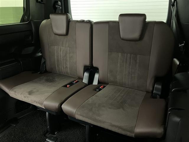 エスクァイア ハイブリッドGi プレミアムパッケージ 地上デジタル 衝突被害軽減 LEDライト 1オナ Bカメラ クルコン スマートキー メモリナビ ナビ&TV キーレス ドラレコ 盗難防止装置 DVD再生 ABS 3列シート ETC アルミ 両自動ドア(36枚目)