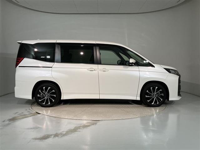 ノア Ｓ－Ｚ　アルミホイール　デュアルエアコン　クルーズコントロール　記録簿　盗難防止装置　ＬＥＤライト　両側自動ドア　メモリーナビ　キーレス　横滑り防止　ナビＴＶ　ワンオーナー　三列シート　ＤＶＤ再生　エアコン（3枚目）