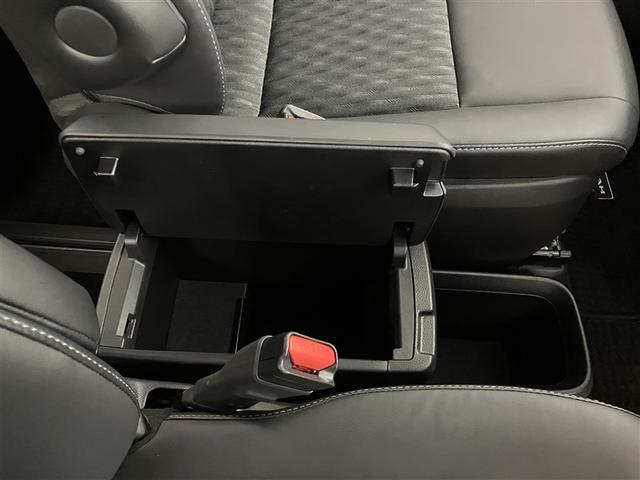 ノア Ｓ－Ｚ　アルミホイール　デュアルエアコン　クルーズコントロール　記録簿　盗難防止装置　ＬＥＤライト　両側自動ドア　メモリーナビ　キーレス　横滑り防止　ナビＴＶ　ワンオーナー　三列シート　ＤＶＤ再生　エアコン（30枚目）