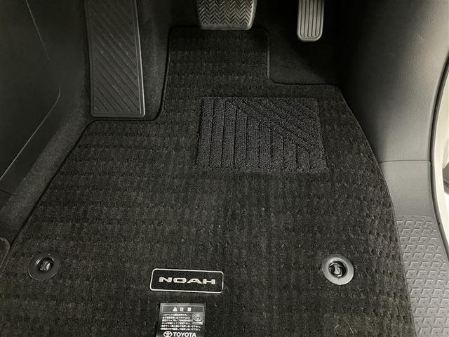ノア Ｓ－Ｚ　アルミホイール　デュアルエアコン　クルーズコントロール　記録簿　盗難防止装置　ＬＥＤライト　両側自動ドア　メモリーナビ　キーレス　横滑り防止　ナビＴＶ　ワンオーナー　三列シート　ＤＶＤ再生　エアコン（34枚目）