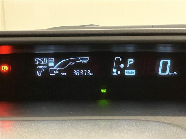 アクア Ｘ－アーバン　ソリッド　Ｂカメラ　横滑り防止装置　ワンセグＴＶ　パワーウインドウ　オートエアコン　ＥＴＣ車載器　スマートエントリー　ＬＥＤヘッドライト　ＡＢＳ　ナビ＆ＴＶ　エアバック　アルミホイール　キーフリーシステム（10枚目）