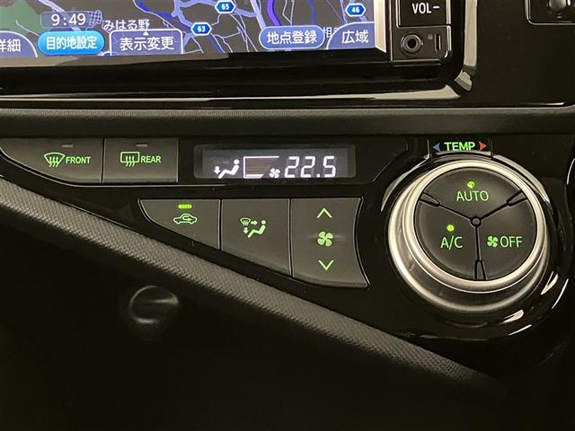 アクア Ｘ－アーバン　ソリッド　Ｂカメラ　横滑り防止装置　ワンセグＴＶ　パワーウインドウ　オートエアコン　ＥＴＣ車載器　スマートエントリー　ＬＥＤヘッドライト　ＡＢＳ　ナビ＆ＴＶ　エアバック　アルミホイール　キーフリーシステム（18枚目）