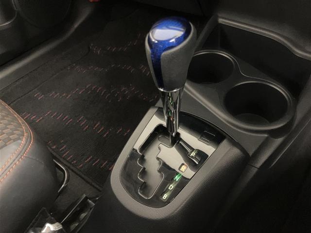 アクア Ｘ－アーバン　ソリッド　Ｂカメラ　横滑り防止装置　ワンセグＴＶ　パワーウインドウ　オートエアコン　ＥＴＣ車載器　スマートエントリー　ＬＥＤヘッドライト　ＡＢＳ　ナビ＆ＴＶ　エアバック　アルミホイール　キーフリーシステム（19枚目）