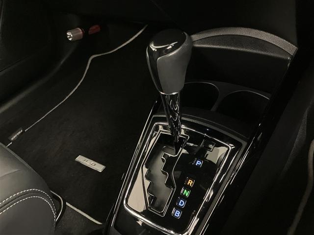 カローラフィールダー ハイブリッドＧ　ダブルバイビー　ＰＣＳ　インテリキー　横滑防止　ミュージックプレイヤー接続可　フルセグＴＶ　メンテナンスノート　クルーズコントロール　ＬＥＤヘッドライト　オートエアコン　ＥＴＣ　ＤＶＤ再生　アルミホイール　ナビＴＶ（19枚目）