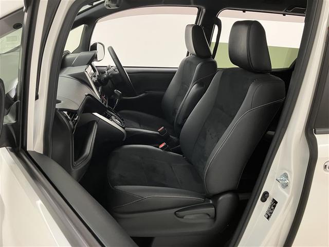 ヴォクシー ＺＳ　煌ＩＩＩ　プリクラッシュ　スマートキ　アイスト　ＤＶＤ再生機能　記録簿付き　横滑り防止装置　ナビＴＶ　アルミ　三列シート　ＷＡＣ　盗難防止　オートエアコン　キーレス　ＥＴＣ装備　パワステ　メモリナビ　クルコン（34枚目）