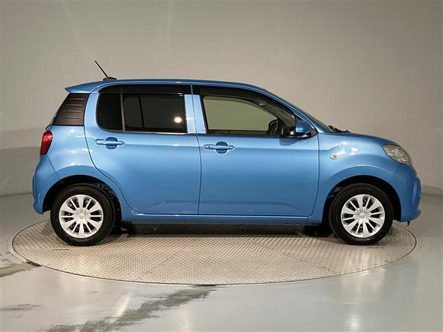 パッソ Ｘ　ＬパッケージＳ　衝突回避支援ブレーキ機能　横滑り防止機能　Ｉストップ　盗難防止システム　スマトキー　ＥＴＣ車載器　Ｗエアバック　ＡＵＸ　ワンセグＴＶ　オートエアコン　ナビＴＶ　記録簿　エアバッグ　キーフリー　ＡＢＳ（3枚目）