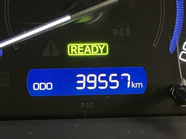 ノア ハイブリッドＧ　Ｒカメラ　スマートキー＆プッシュスタート　ＬＥＤへッドライト　地デジ　イモビライザー　Ｗエアコン　パワーウインドウ　アルミ　クルコン　エアバッグ　横滑り防止　ＤＶＤ再生機能　パワステ　ナビＴＶ　ＡＢＳ（11枚目）