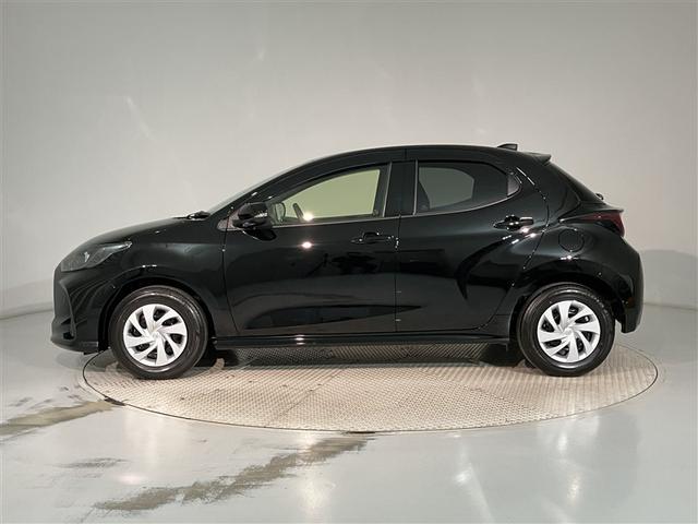 ヤリス G カーナビ 点検記録簿 Bカメラ エアコン スマートキー&プッシュスタート ドライブレコーダー メモリーナビゲーション イモビ 横滑り防止システム クルーズC ABS パワーウィンドウ Wエアバック(2枚目)