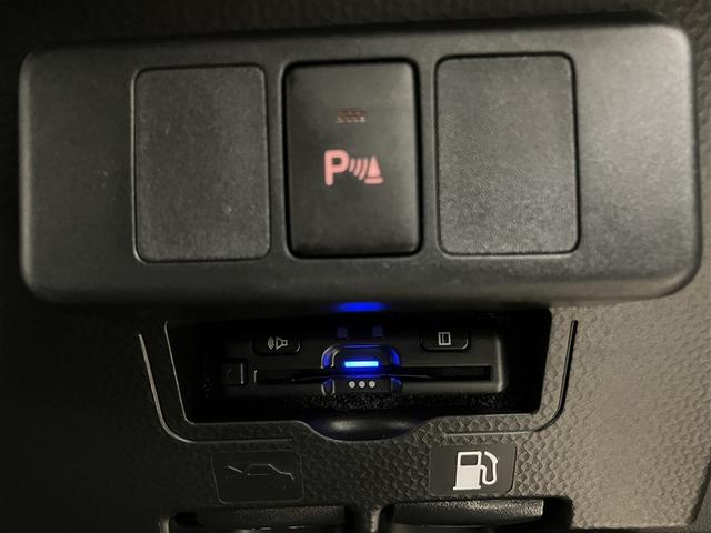 ルーミー カスタムＧ　アイドリング　両側電動ＳＤ　ＬＥＤヘット　バックビューモニター　衝突回避ブレーキ　ＴＶ　地デジ　スマートキー　クルーズコントロール　ＥＴＣ　ドライブレコーダー　１オーナー　オートエアコン　ＡＢＳ　ＰＷ（12枚目）