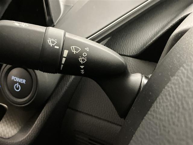 プリウス G 1オーナー 衝突被害軽減ブレーキ LEDライト フルセグTV AC100V アルミホイール クルーズコントロール 記録簿付き TV キーフリー スマキー カーテンエアバック エアコン イモビライザー(17枚目)