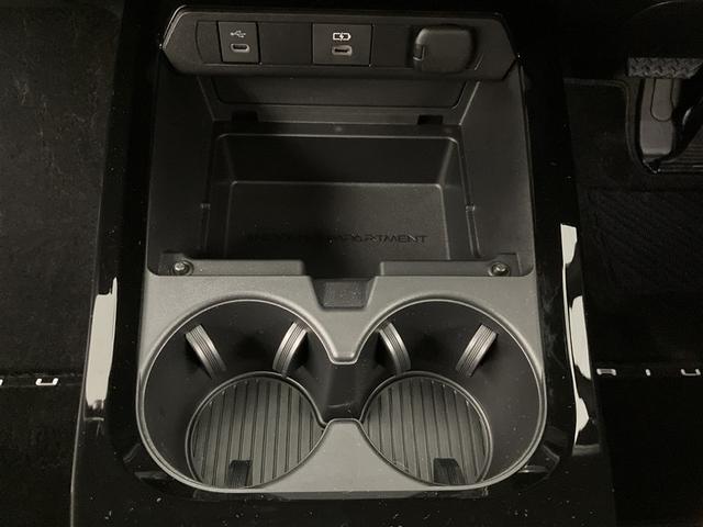 プリウス G 1オーナー 衝突被害軽減ブレーキ LEDライト フルセグTV AC100V アルミホイール クルーズコントロール 記録簿付き TV キーフリー スマキー カーテンエアバック エアコン イモビライザー(21枚目)