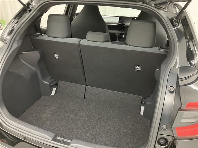 ヤリス ハイブリッドG LEDライト フルセグTV サイドエアバッグ スマートキ Bモニター ETC車載器 横滑り防止装置 クルコン セキュリティアラーム メディアプレイヤー接続 パワステ メモリーナビゲーション キーフリー(36枚目)