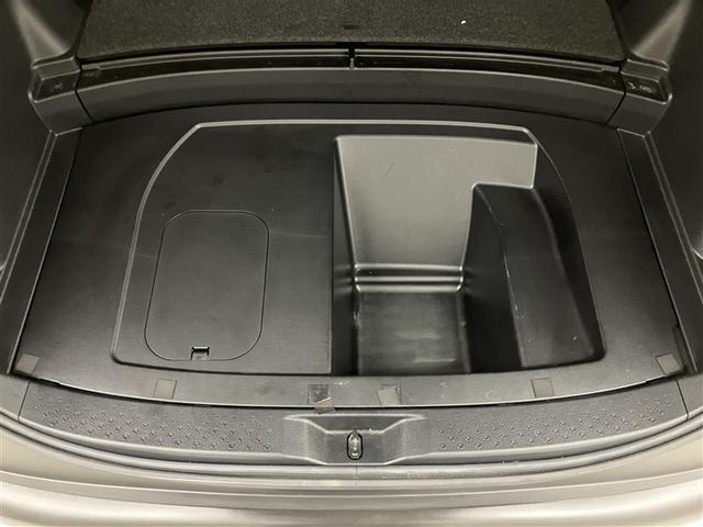 シエンタ ハイブリッド　ファンベースＧ　ＥＳＣ　プリクラッシュセーフティー　パワステ　メディアプレイヤー接続　運転席エアバック　バックモニタ－　イモビライザー　フルセグＴＶ　クルコン　１オナ　スマートキー　キーフリーシステム　ＥＴＣ　ＤＶＤ（37枚目）