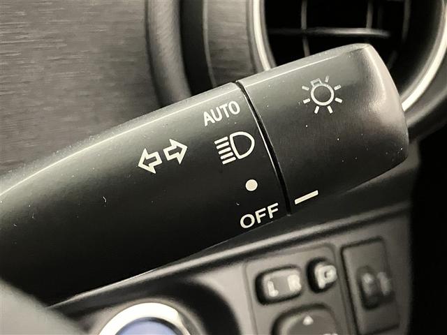 アクア Ｇ　バックモニタ　セキュリティー　メンテナンスノート　ドライブレコーダ　デュアルエアバック　ナビＴＶ　パワーウィンドウ　ＥＳＣ　ＡＴエアコン　ＡＢＳ　パワーステアリング　運転席エアバッグ　ＥＴＣ　ＡＵＸ（22枚目）