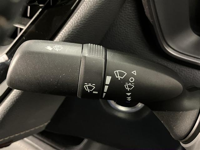 カローラ ダブルバイビー　衝突被害軽減ブレーキ　オートエアコン　ナビ　盗難防止装置　キーフリー　ＬＥＤ　バックモニター　スマートキー　メモリーナビ　サイドエアバッグ　オートクルーズコントロール　横滑り防止機能　ＡＷ　エアバッグ（18枚目）