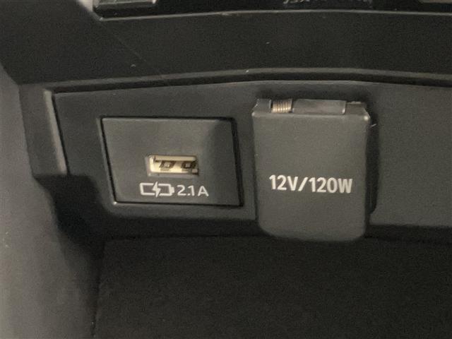 カローラ ダブルバイビー　衝突被害軽減ブレーキ　オートエアコン　ナビ　盗難防止装置　キーフリー　ＬＥＤ　バックモニター　スマートキー　メモリーナビ　サイドエアバッグ　オートクルーズコントロール　横滑り防止機能　ＡＷ　エアバッグ（24枚目）