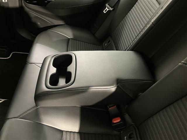 カローラ ダブルバイビー　衝突被害軽減ブレーキ　オートエアコン　ナビ　盗難防止装置　キーフリー　ＬＥＤ　バックモニター　スマートキー　メモリーナビ　サイドエアバッグ　オートクルーズコントロール　横滑り防止機能　ＡＷ　エアバッグ（32枚目）