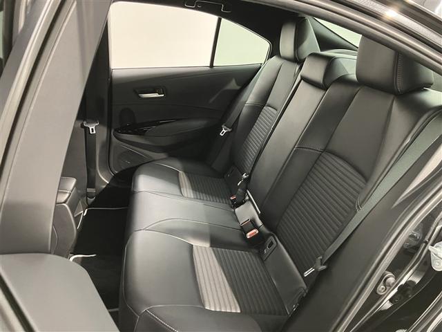 カローラ ダブルバイビー　衝突被害軽減ブレーキ　オートエアコン　ナビ　盗難防止装置　キーフリー　ＬＥＤ　バックモニター　スマートキー　メモリーナビ　サイドエアバッグ　オートクルーズコントロール　横滑り防止機能　ＡＷ　エアバッグ（36枚目）