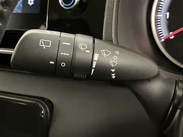 ノア G 衝突軽減ブレーキ 地上デジタル LEDライト アルミ キーフリー クルコン 盗難防止装置 DVD再生 横滑り防止 3列シート メモリーナビ Bカメラ ミュージックプレイヤー接続可 ドラレコ ETC(21枚目)