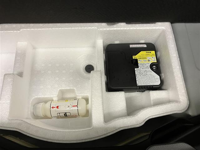 アクア X 踏み間違い防止 100V イモビ ナビ&TV ドライブレコーダー フルセグ 点検記録簿 LEDヘッドライト スマートキー 横滑り防止機能 キーレスエントリー ワンオーナー オートクルーズ ETC(36枚目)