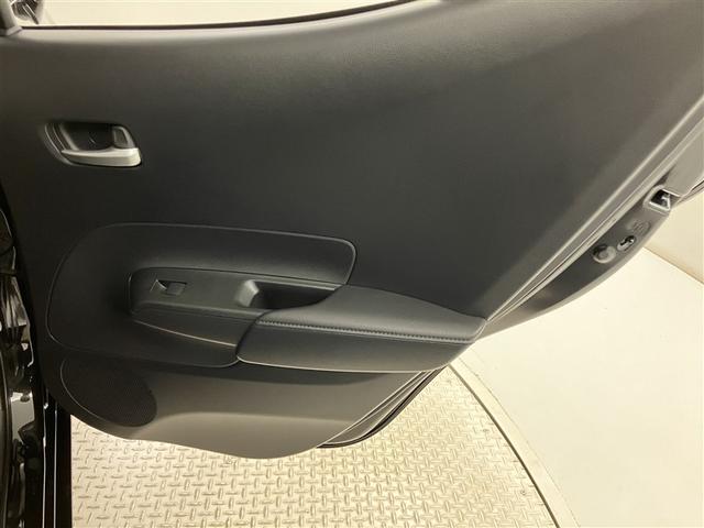 アクア Z LEDヘッドライト スマートキー 100V電源 イモビライザー アルミホイール オートクルーズコントロール 点検記録簿 フルセグTV エアコン ESC ナビ&TV カーテンエアバッグ キーレス ABS(32枚目)