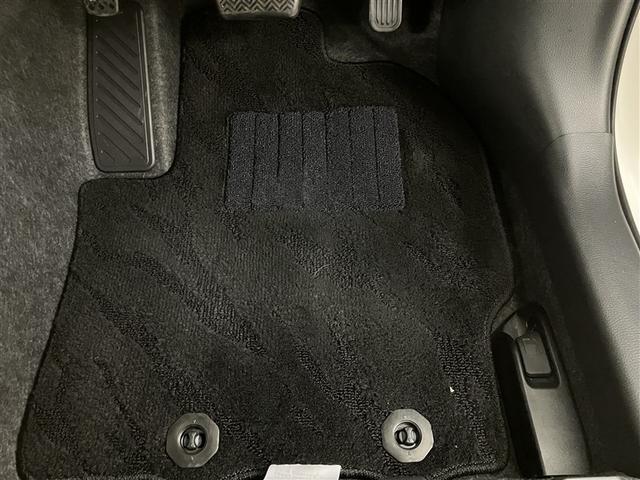 アクア Ｘ　踏み間違い防止　１００Ｖ　イモビ　点検記録簿　ＬＥＤヘッドライト　スマートキー　横滑り防止機能　キーレスエントリー　ワンオーナー　オートクルーズ　オートエアコン　ＥＴＣ　カーテンエアバッグ　ＡＢＳ（32枚目）