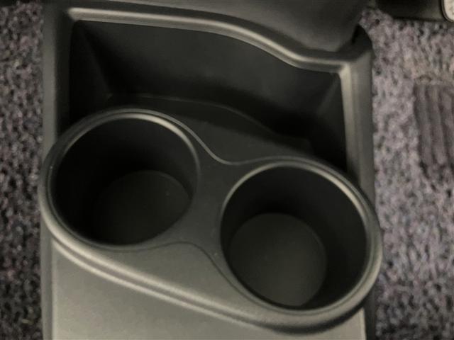 アクア Ｇ　誤発進抑制機能　バックモニタ　セキュリティー　メンテナンスノート　ドライブレコーダ　デュアルエアバック　ナビＴＶ　ＬＥＤ　パワーウィンドウ　１オーナ－　地デジ　ＥＳＣ　ＡＴエアコン　ＡＢＳ　アルミ（24枚目）