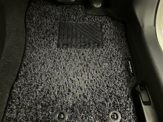 アクア Ｇ　誤発進抑制機能　バックモニタ　セキュリティー　メンテナンスノート　ドライブレコーダ　デュアルエアバック　ナビＴＶ　ＬＥＤ　パワーウィンドウ　１オーナ－　地デジ　ＥＳＣ　ＡＴエアコン　ＡＢＳ　アルミ（34枚目）