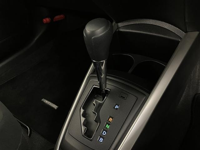 カローラフィールダー ハイブリッド EX 衝突軽減 地デジTV 1オーナー スマートキー&プッシュスタート サイドエアバック Bモニター ドラレコ オートエアコン 横滑り防止装置 ナビTV ETC キーレス メモリーナビ DVD再生 ABS(21枚目)