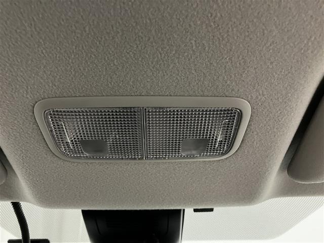 カローラフィールダー ハイブリッド EX 衝突軽減 地デジTV 1オーナー スマートキー&プッシュスタート サイドエアバック Bモニター ドラレコ オートエアコン 横滑り防止装置 ナビTV ETC キーレス メモリーナビ DVD再生 ABS(25枚目)