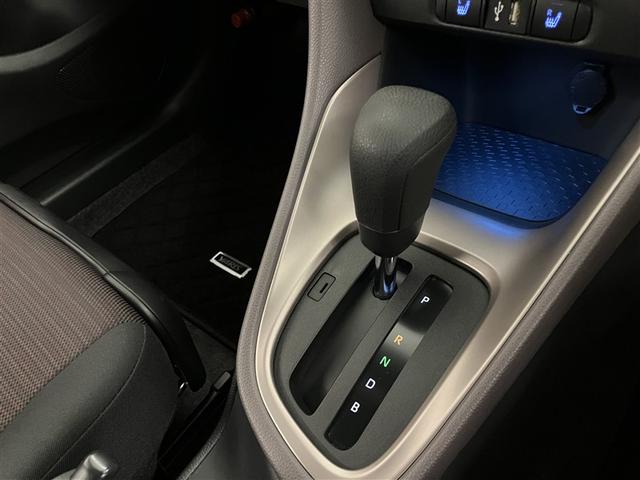 ヤリス Ｇ　バックモニタ－　誤発進抑制機能　ドライブレコーダ　１オーナー車　スマートキー　盗難防止装置　横滑り防止機能　キーレス　オートエアコン　メモリーナビ　ＡＢＳ　運転席エアバック　サイドエアバッグ　記録簿有（19枚目）