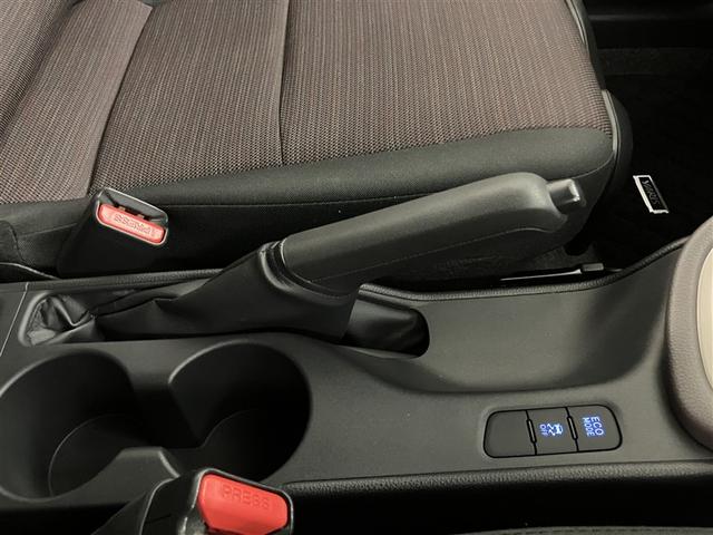 ヤリス Ｇ　バックモニタ－　誤発進抑制機能　ドライブレコーダ　１オーナー車　スマートキー　盗難防止装置　横滑り防止機能　キーレス　オートエアコン　メモリーナビ　ＡＢＳ　運転席エアバック　サイドエアバッグ　記録簿有（21枚目）