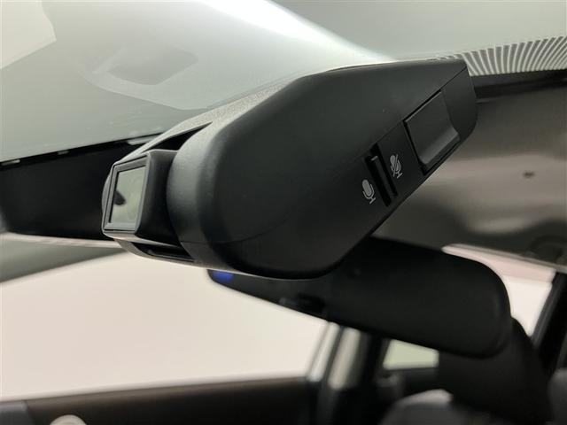 シエンタ ハイブリッドG クエロ 点検記録簿 地デジTV 盗難防止 横滑り防止 LEDライト クルコン ドライブレコーダー スマートキー ETC バックモニタ DVD オ-トエアコン AUX メモリ-ナビ エアバッグ AW 3列シート(13枚目)