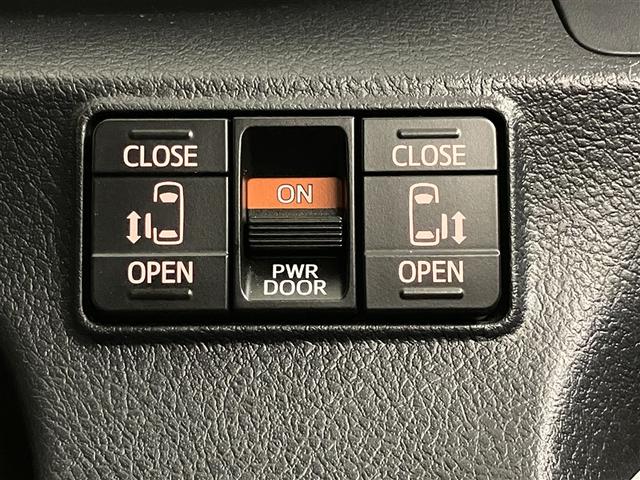 シエンタ ハイブリッドG クエロ 点検記録簿 地デジTV 盗難防止 横滑り防止 LEDライト クルコン ドライブレコーダー スマートキー ETC バックモニタ DVD オ-トエアコン AUX メモリ-ナビ エアバッグ AW 3列シート(15枚目)