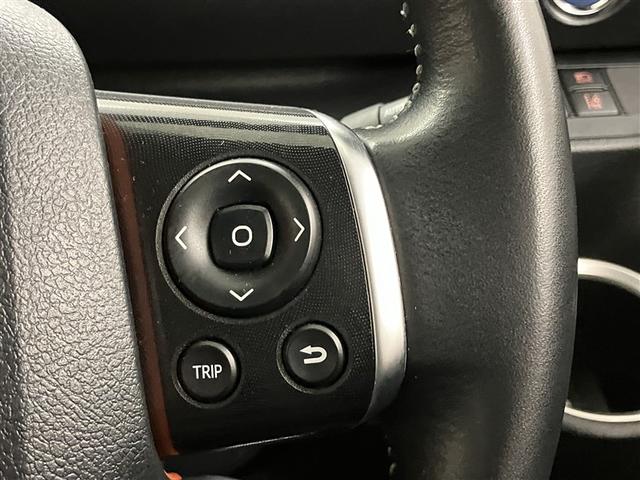 シエンタ ハイブリッドG クエロ 点検記録簿 地デジTV 盗難防止 横滑り防止 LEDライト クルコン ドライブレコーダー スマートキー ETC バックモニタ DVD オ-トエアコン AUX メモリ-ナビ エアバッグ AW 3列シート(18枚目)