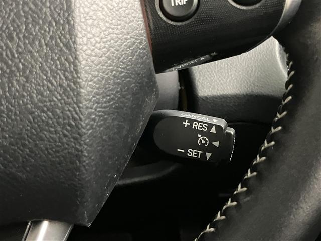 シエンタ ハイブリッドG クエロ 点検記録簿 地デジTV 盗難防止 横滑り防止 LEDライト クルコン ドライブレコーダー スマートキー ETC バックモニタ DVD オ-トエアコン AUX メモリ-ナビ エアバッグ AW 3列シート(19枚目)