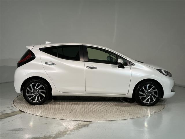 アクア Ｚ　ＬＥＤヘッドライト　スマートキー　１００Ｖ電源　イモビライザー　アルミホイール　ドライブレコーダー　オートクルーズコントロール　フルセグＴＶ　エアコン　ＥＳＣ　カーテンエアバッグ　ＥＴＣ　キーレス（3枚目）