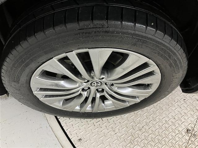 ハリアーハイブリッド Ｚ　レザーパッケージ　地デジ　横滑防止　盗難防止システム　Ｂモニター　ＬＥＤライト　パワーウィンドウ　クルコン　スマートキ－　助手席エアバック　パワーシート　エアバッグ　点検記録簿　オートエアコン　ナビＴＶ　ＥＴＣ　ＡＢＳ（39枚目）