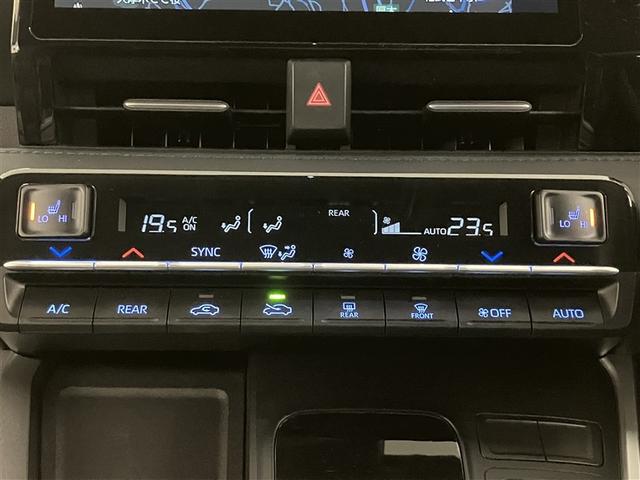 ヴォクシー Ｓ－Ｚ　ＤＶＤ再生機能　スマートキープッシュスタート　両側電動パワースライドドア　パワーウインドウ　１オナ　ＥＴＣ車載器　ＬＥＤライト　デュアルエアコン　アルミホイール　盗難防止装置　記録簿　横滑り防止機能（19枚目）