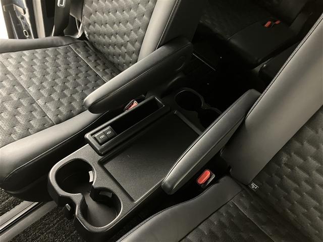 ヴォクシー Ｓ－Ｚ　ＤＶＤ再生機能　スマートキープッシュスタート　両側電動パワースライドドア　パワーウインドウ　１オナ　ＥＴＣ車載器　ＬＥＤライト　デュアルエアコン　アルミホイール　盗難防止装置　記録簿　横滑り防止機能（32枚目）