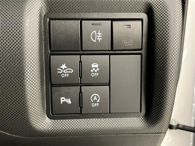 ライズ Ｚ　衝突回避システム　メディアプレイヤー接続　スマートキ－　リヤカメラ　１オナ　アルミホイール　エコアイドル　ＬＥＤライト　オートエアコン　横滑り防止機能　キーフリー　パワーウインドウ　エアバッグ　ＥＴＣ（12枚目）