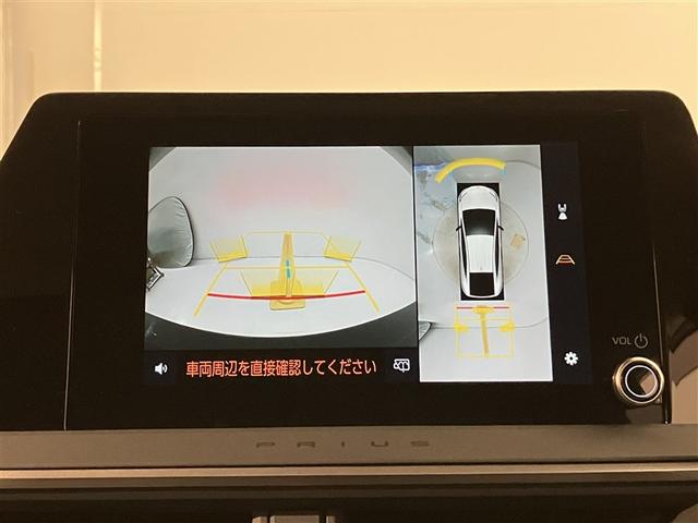 ���܂�K�{�����u�i�r�Q�[�V�����v���ځI�m��Ȃ��ꏊ�ɁA�X�C�X�C�b�ƃh���C�u�B�Ȃ�ĕ֗��ȋ@�\�ł��傤���H�����A����Ȃ��ł̓n���h��������܂���ˁI�ł��A�^�]���̑���͊댯�ł��̂ł����ӂł��ˁ�