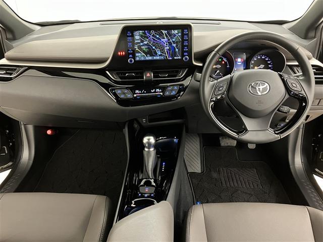 C-HR G 衝突軽減 ESC キーレスエントリー LEDライト Bカメ 盗難防止システム ワンオ-ナ- 半革シート オートクルーズコントロール スマートキー アルミホイール ナビ付 フルオートエアコン ABS(5枚目)