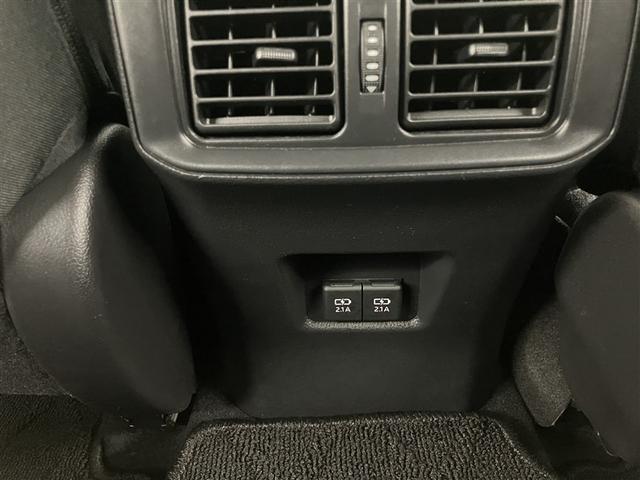 RAV4 ハイブリッドX 地デジTV プリクラッシュセーフティー ワンオーナー イモビライザー 横滑り防止 アルミ ドラレコ バックカメラ メモリーナビ LEDライト ETC オートクルーズ キーフリー ABS ナビTV(31枚目)