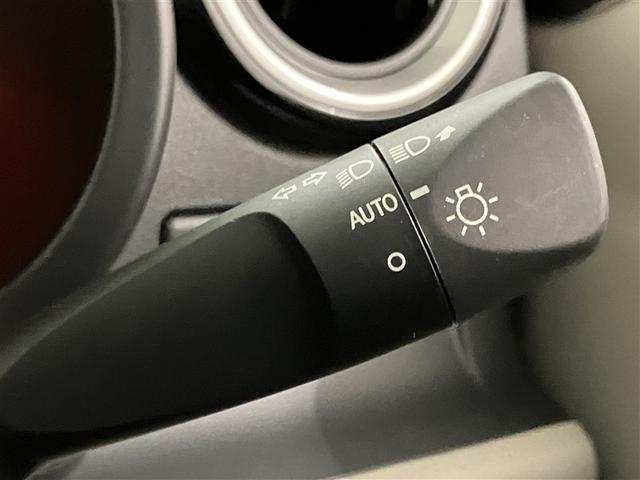 パッソ Ｘ　Ｌパッケージ　Ａストップ　地デジＴＶ　ＬＥＤライト　メモリナビ　ドラレコ　パワーウインドウ　ワンオーナー車　横滑り防止装置　スマートキ－　ナビ＆ＴＶ　ＤＶＤ　助手席エアバッグ　点検記録簿　ベンチシート　キーレス（19枚目）