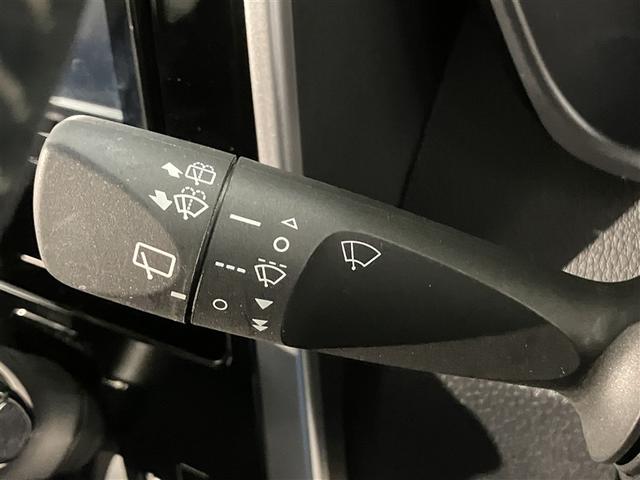 ルーミー カスタムＧ　バックモニタ　横滑り防止システム　運転席助手席エアバック　障害物ソナー　左右電動スライドドア　スマ－トキ－　Ａ－ＳＴＯＰ　エアバック　エアコン　ＬＥＤライト　キーフリー　フルセグテレビ　エアロ　イモビ（17枚目）