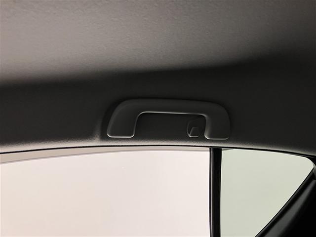 アクア Ｓ　セキュリティー　キーレススタート　両席エアバッグ　スマートキーシステム　取説記録簿　バックモニタ　ＡＴエアコン　１オ－ナ－　ＶＳＣ　地デジテレビ　ＬＥＤヘットライト　運転席エアバッグ　ＡＵＸ　ＥＴＣ付（32枚目）