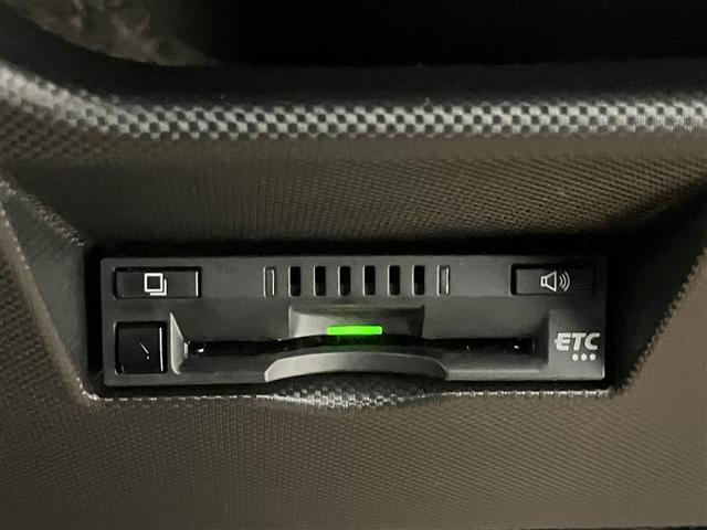 ライズ Ｚ　ワンオーナ車　イモビ　アイドルストップ　プリクラッシュセーフティシステム　ナビＴＶ　助手席エアバッグ　ＤＶＤ再生可　キーレスエントリー　クルーズＣ　横滑防止装置　Ｒカメラ　ＬＥＤヘットライト　ＡＣ（13枚目）