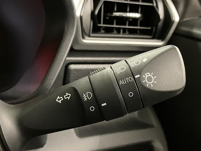 ライズ Ｚ　ワンオーナ車　イモビ　アイドルストップ　プリクラッシュセーフティシステム　ナビＴＶ　助手席エアバッグ　ＤＶＤ再生可　キーレスエントリー　クルーズＣ　横滑防止装置　Ｒカメラ　ＬＥＤヘットライト　ＡＣ（17枚目）